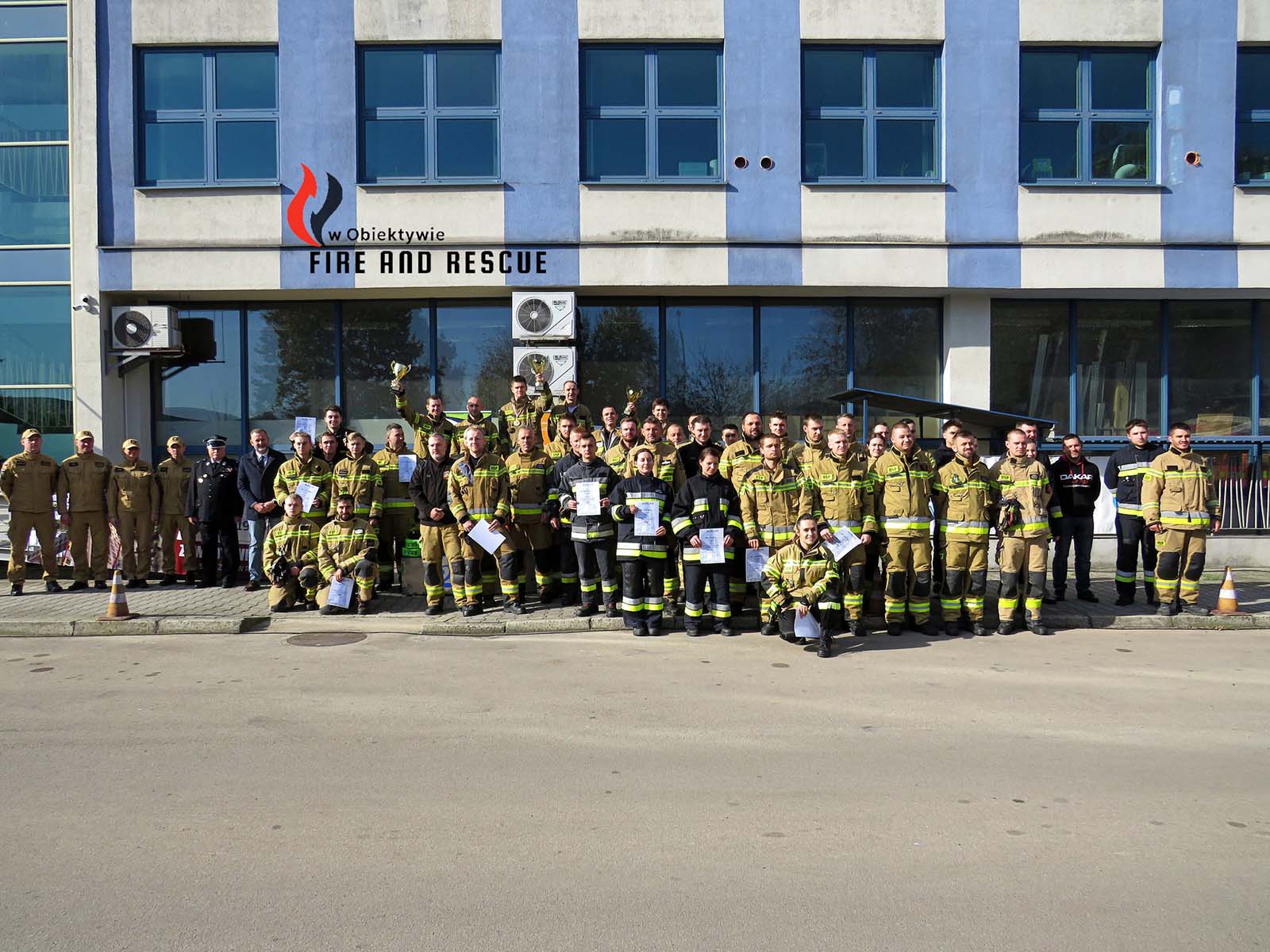 Zacięta rywalizacja druhów w biegu po schodach – “Wieżowiec 2024”