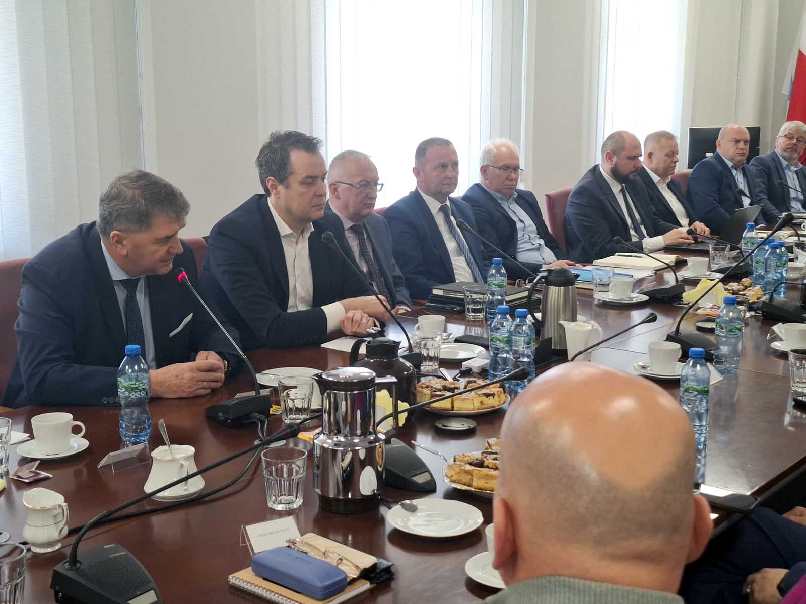 Spotkanie dotyczące połączenia kolejowego Oświęcim-Tychy - NaszOświęcim - informacje i wydarzenia. Spotkanie dotyczące połączenia kolejowego Oświęcim-Tychy