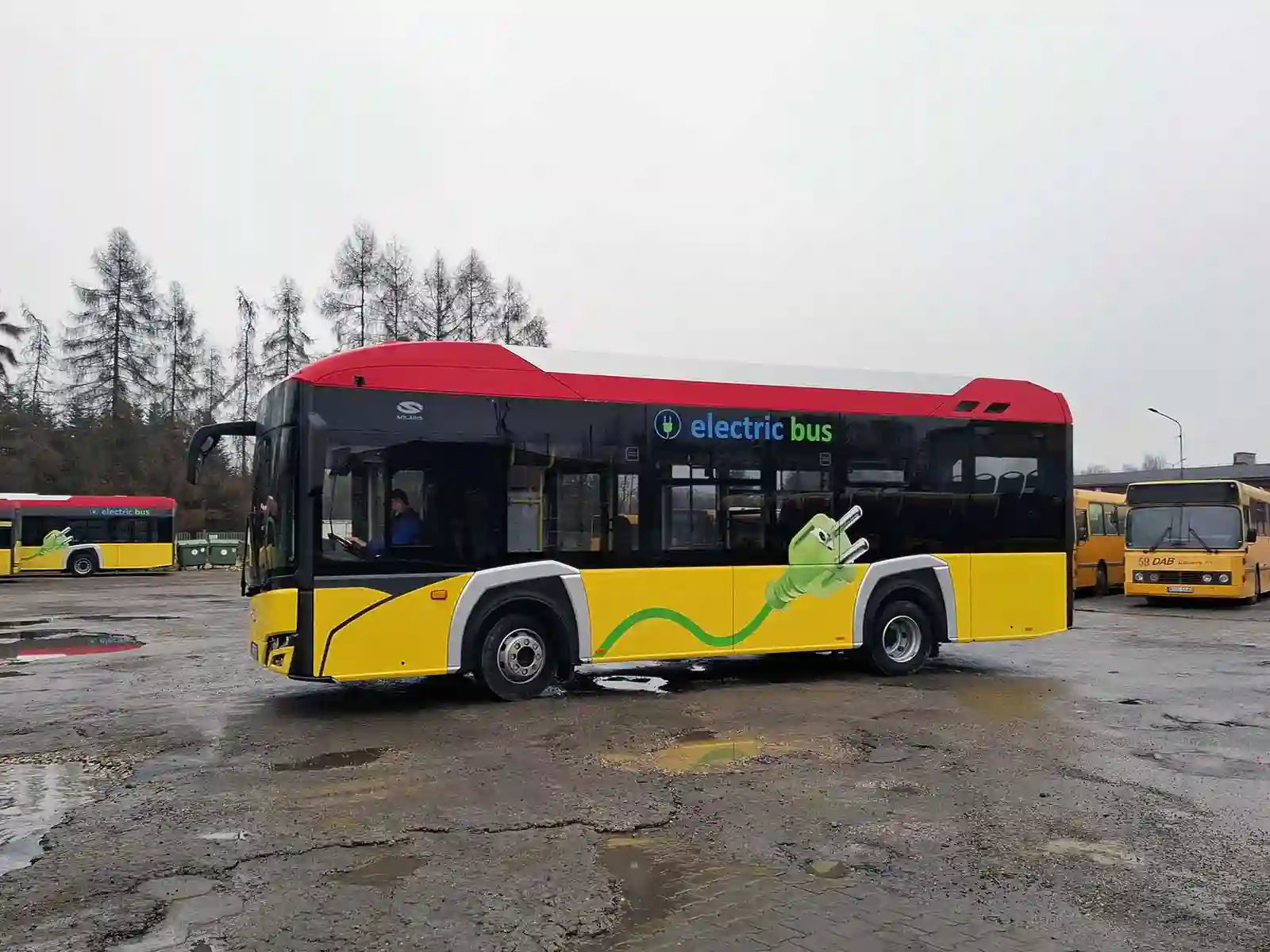 Miasto Oświęcim stawia na elektromobilność - NaszOświęcim - informacje i wydarzenia. Miasto Oświęcim stawia na elektromobilność