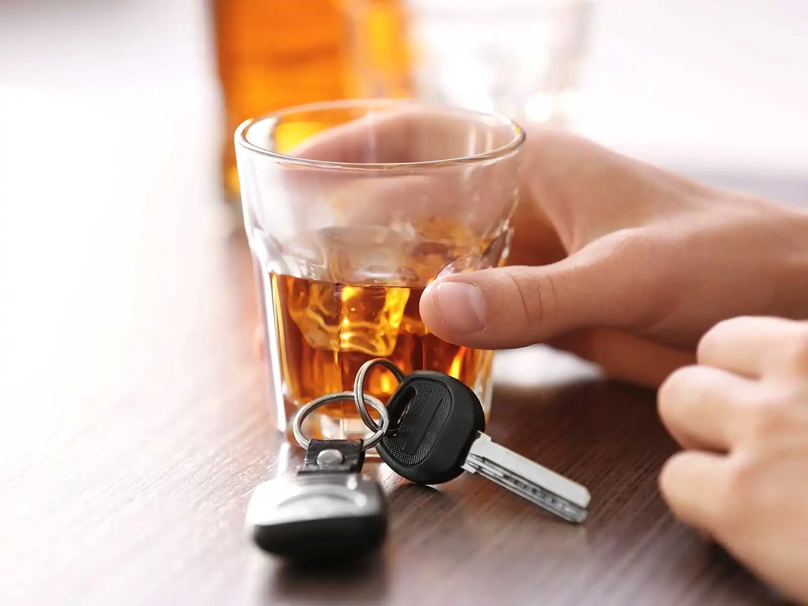 Alkohol i kluczyki samochodu - NaszOświęcim - informacje i wydarzenia. Alkohol i kluczyki samochodu