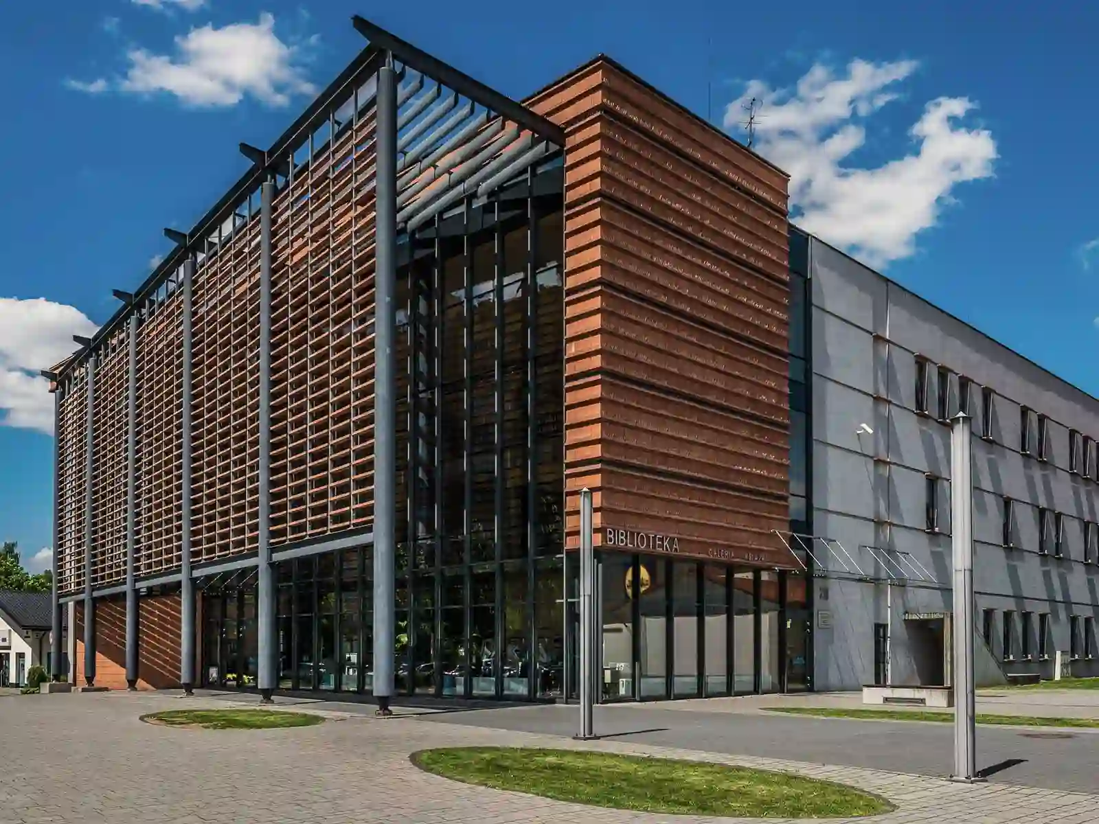 Biblioteka w Oświęcimiu - NaszOświęcim - informacje i wydarzenia. Biblioteka Galeria Książki w Oświęcimiu | foto: Jarosław Fiedor