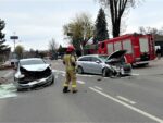 Kolizja na skrzyżowaniu w Oświęcimiu. Volkswagen wymusił pierwszeństwo na Peugeocie