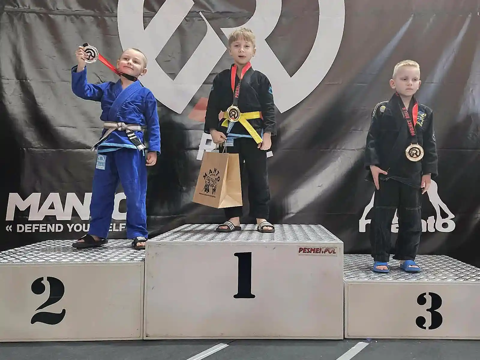 Zawodnicy Factory Oświęcim – sukcesy w BJJ i MMA kwiecień 2026 - NaszOświęcim - informacje i wydarzenia. Zawodnicy Factory Oświęcim – sukcesy w BJJ i MMA kwiecień 2026