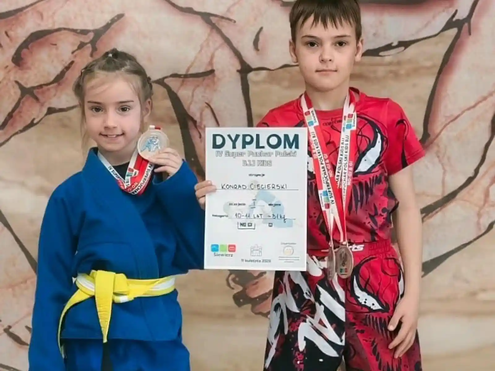 Zawodnicy Factory Oświęcim – sukcesy w BJJ i MMA kwiecień 2026 - NaszOświęcim - informacje i wydarzenia. Zawodnicy Factory Oświęcim – sukcesy w BJJ i MMA kwiecień 2026