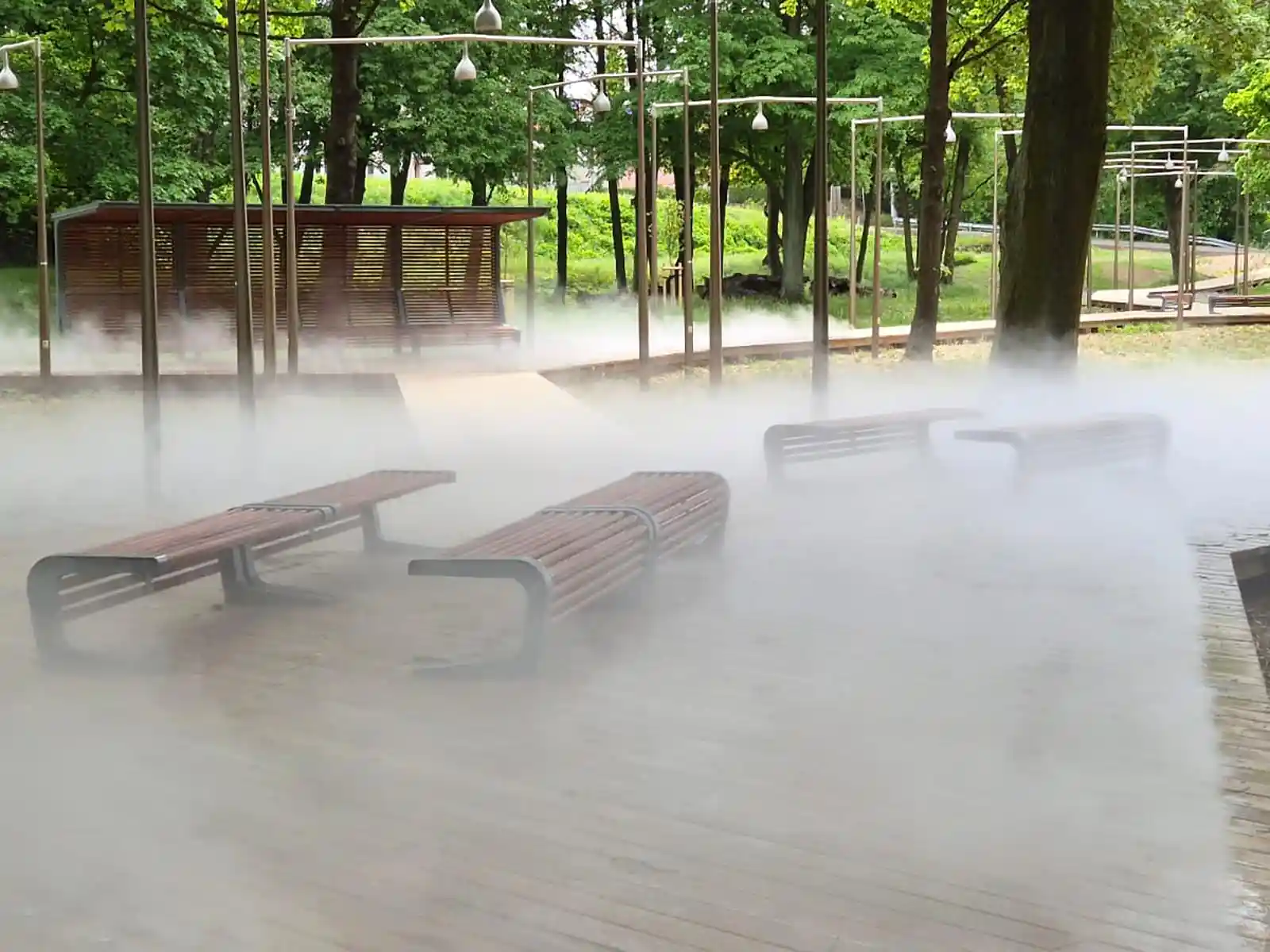 Park Bulwary nad rzeką Sołą w Oświęcimiu – nowa strefa rekreacyjna z placem wodnym i parkiem mgieł - NaszOświęcim - informacje i wydarzenia. Park Bulwary nad rzeką Sołą w Oświęcimiu – nowa strefa rekreacyjna z placem wodnym i parkiem mgieł