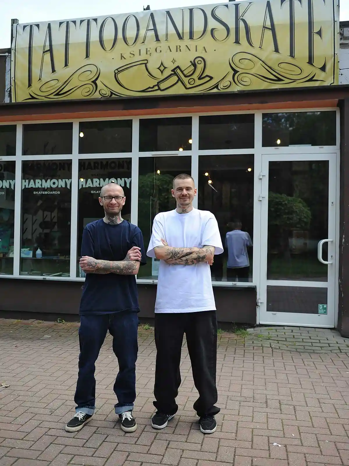 Mural upamiętniający Henryka Lehnerta przy ul. Chrobrego w Oświęcimiu autorstwa Jakuba Szymeczki i Damiana Cybula - NaszOświęcim - informacje i wydarzenia. Mural upamiętniający Henryka Lehnerta przy ul. Chrobrego w Oświęcimiu autorstwa Jakuba Szymeczki i Damiana Cybula